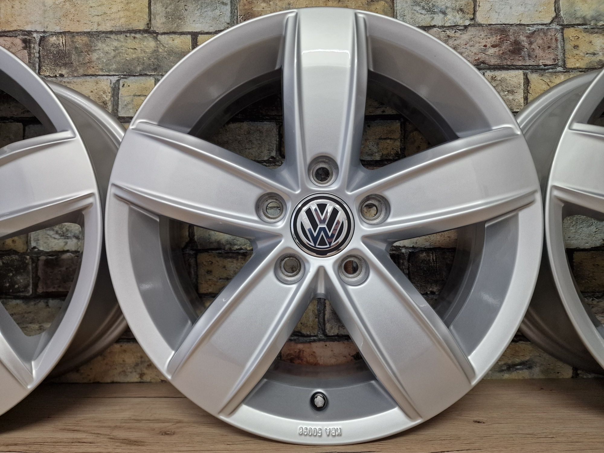 FELGI 16' 5x112 VW Caddy Golf Touran Jetta Passat Sharan T-Roc EOS