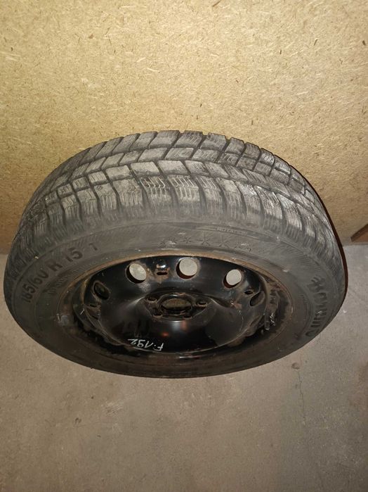 sprzedam opony zimowe 185x60 r15