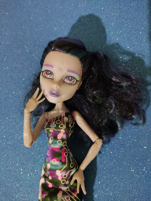 Лялька монстер хай Ель іді Клодін маскарад