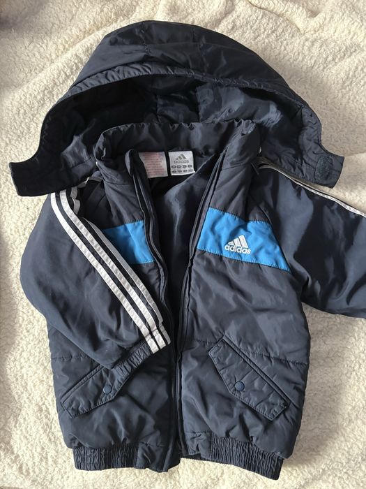 Осіння куртка Adidas
