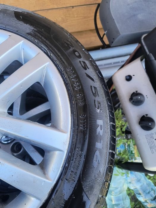 Alufelgi z oponami letnimi 205/55 R16 VW Golf VI oryginalne