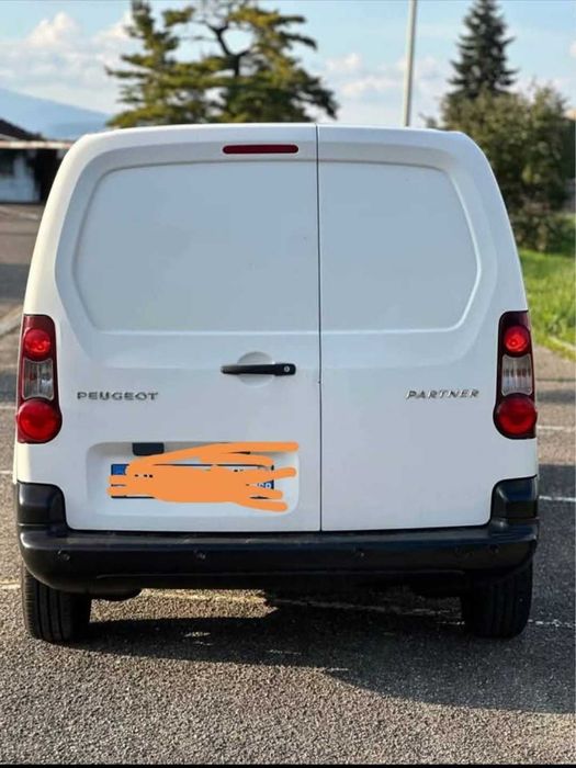 Peugeot partner 3 L 1.6 HDI A/C 2015