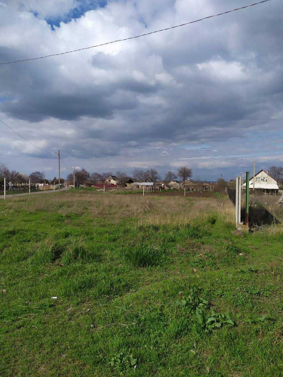 Продам земельну ділянку під будівництво прватного будинку, 8 соток