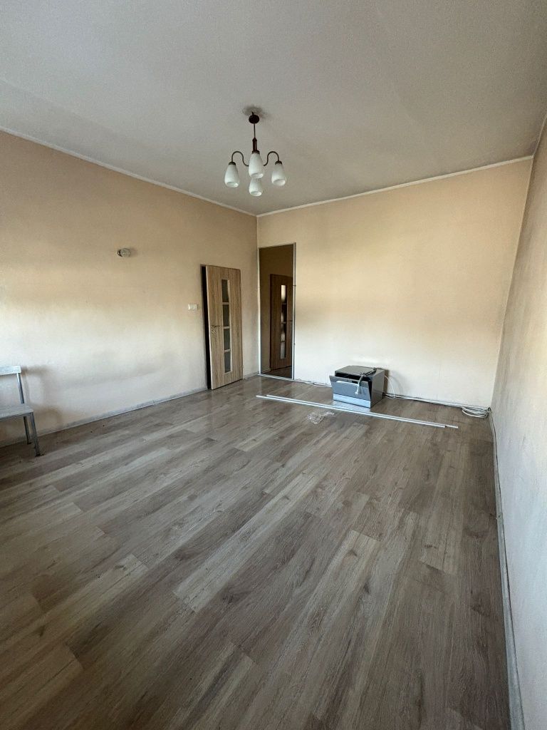Sprzedam mieszkanie 32,77m2 kawalerka Glubczyce możliwe raty