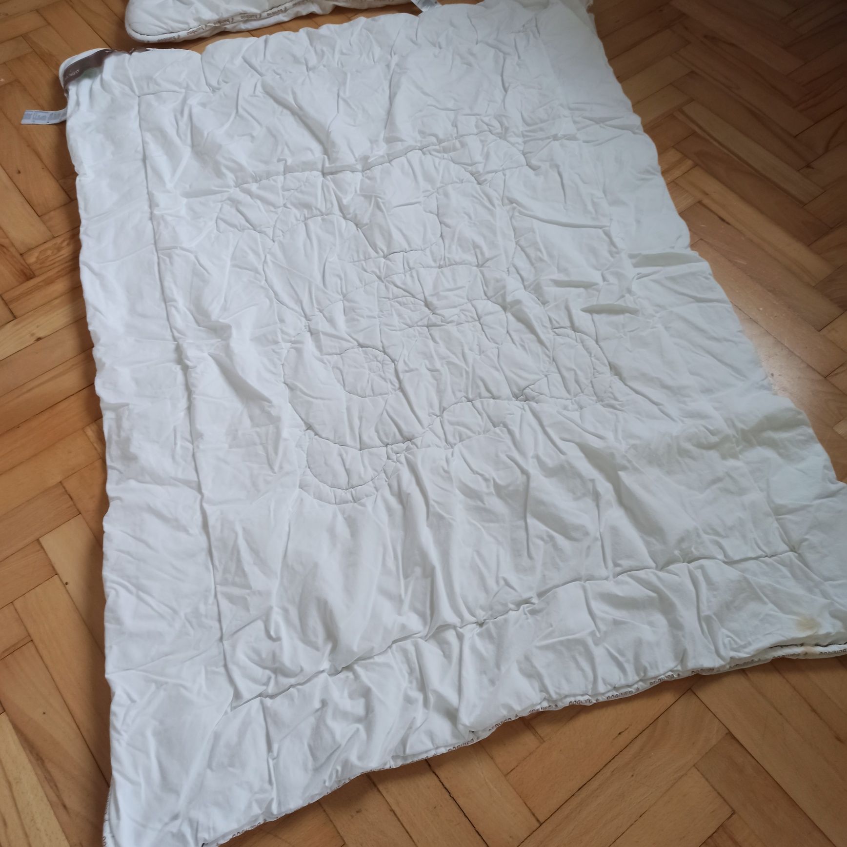 Komplet pościeli kołdra i poduszka
