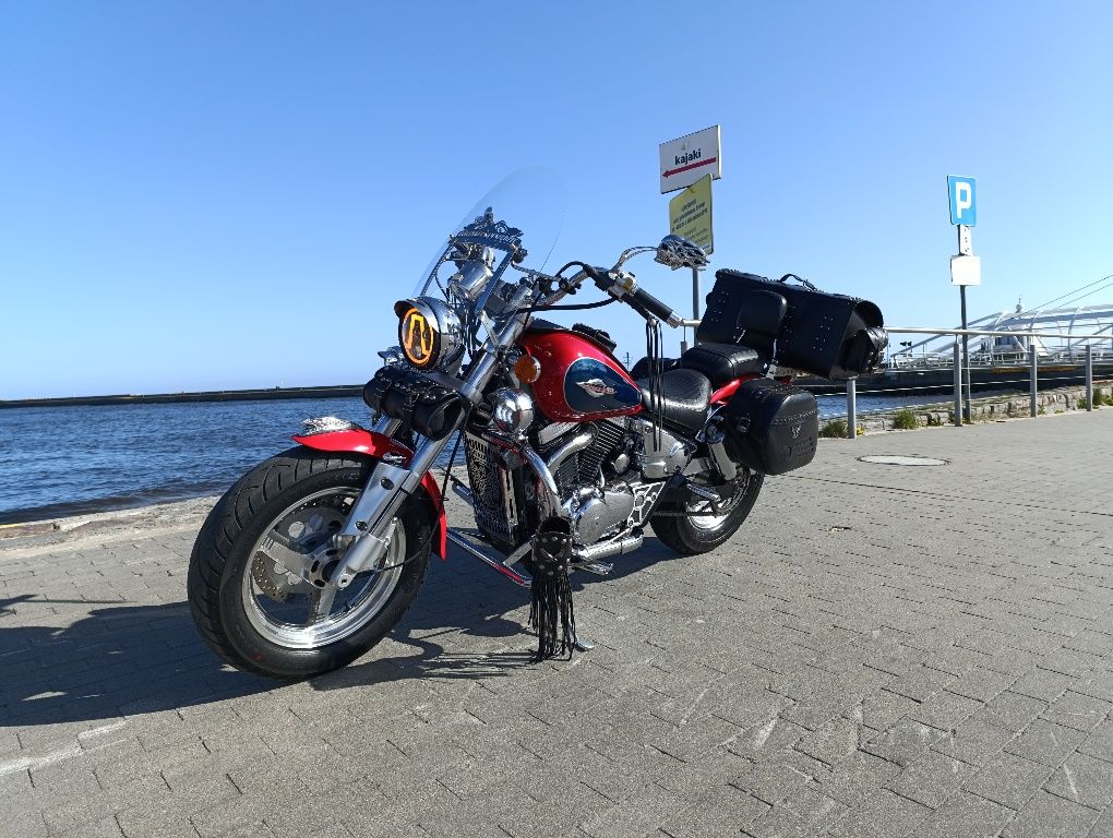 Suzuki VZ800 Marauder wyjątkowy stan, ubrany