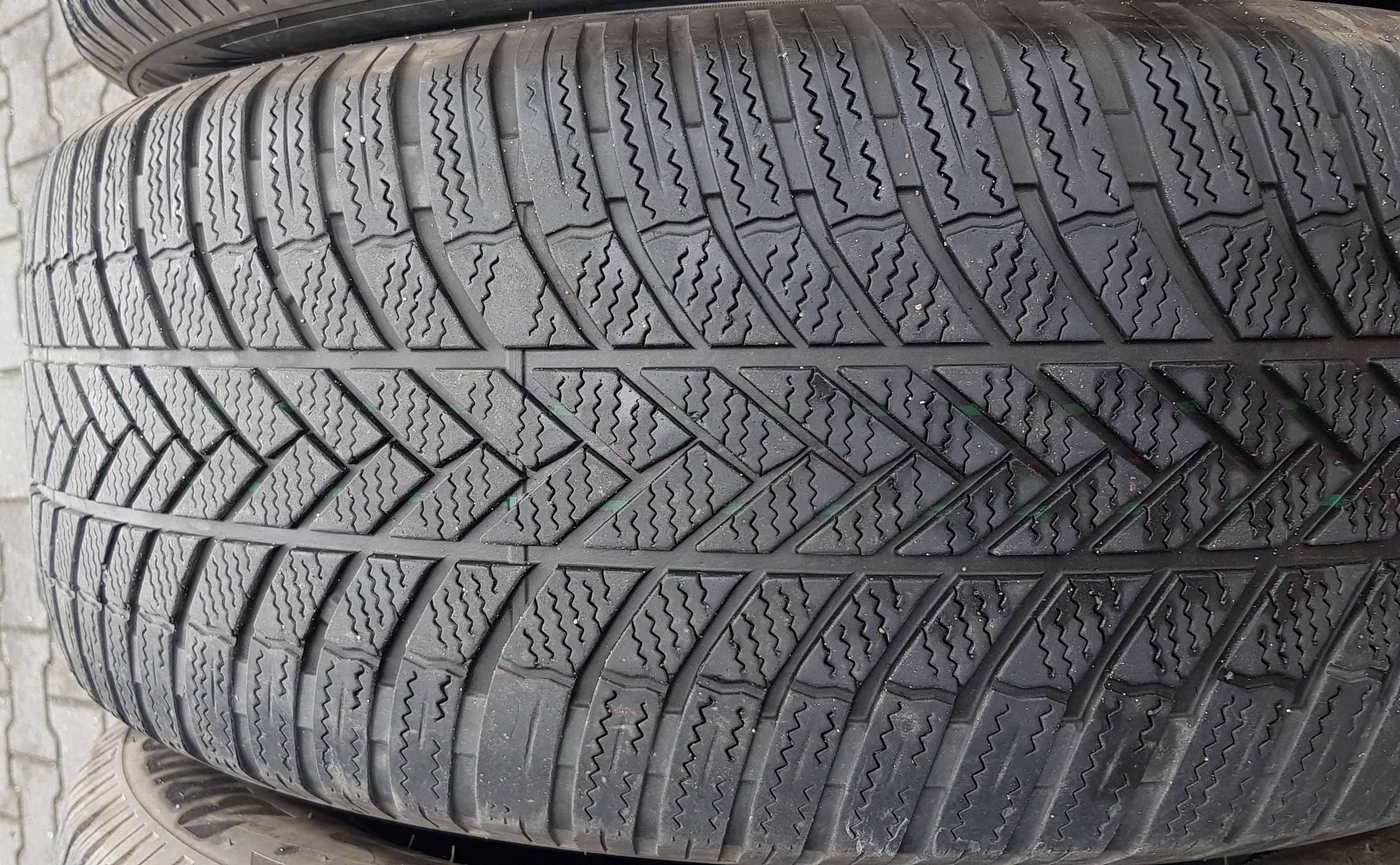 Komplet 4 Opony zimowe Bridgestone Blizzak 265/55R19 109V