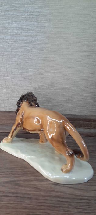 Статуэтка " Лев " керамика Германия.Смотрите все мои объявления!