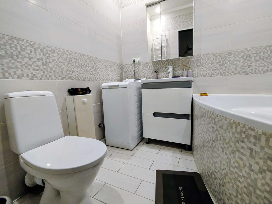 Продається 2-кімнатна квартира  по вул. Вірменська