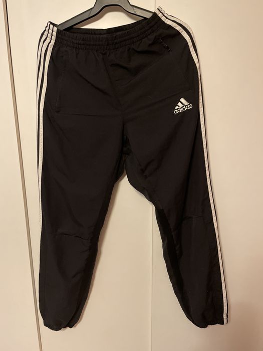 Spodnie dresowe Adidas