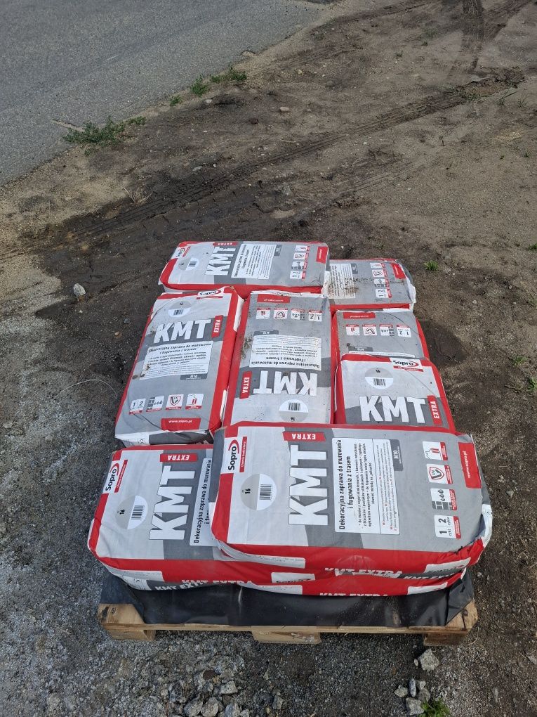 KMT extra zaprawa do murownia i fugowania jasnoszara

jas