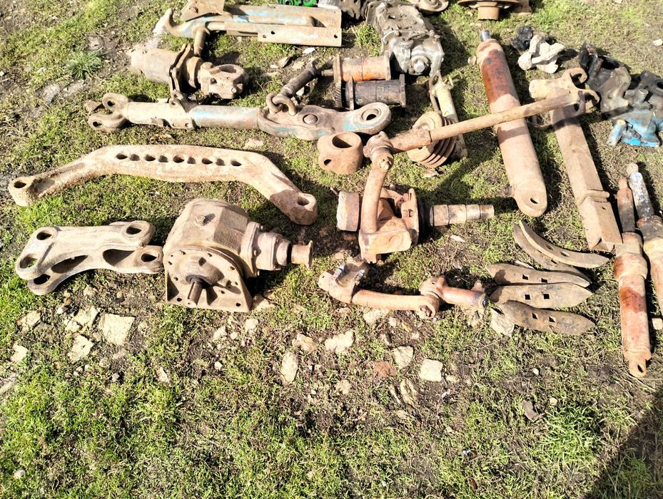 Редуктор угловой 1:2 Поперечина скоба Т-150 Р-80 РЭ-50 Привод НШ-10