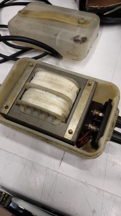 Transformator bezpieczeństwa 24v