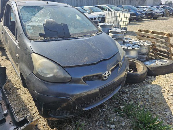 Frente toyota aygo I