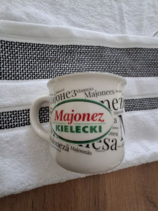 Recznik bialy  90 x 50 cm + kubek