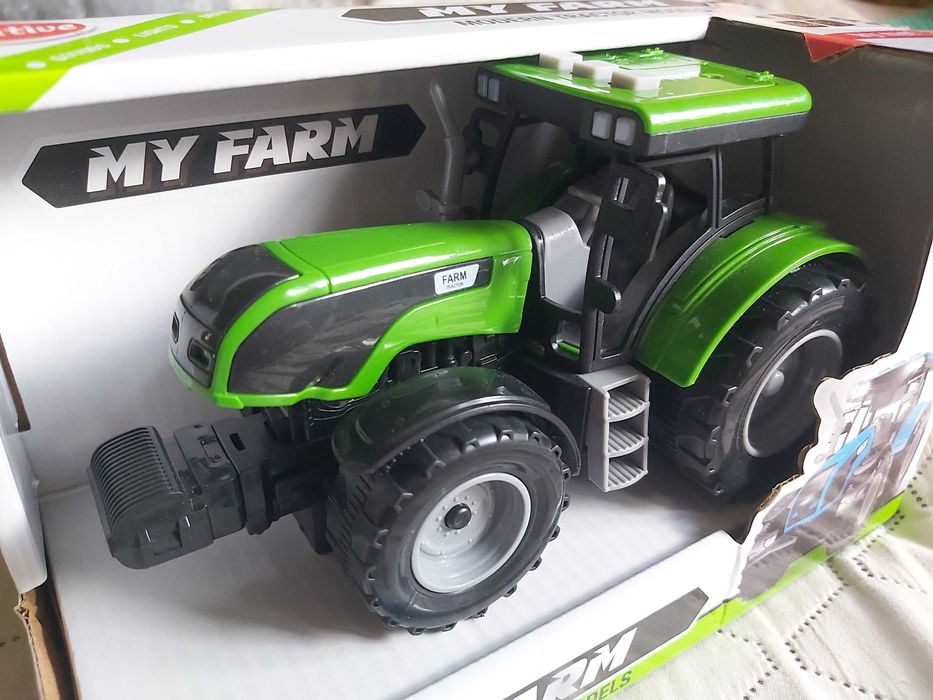 Traktor z dźwiękiem