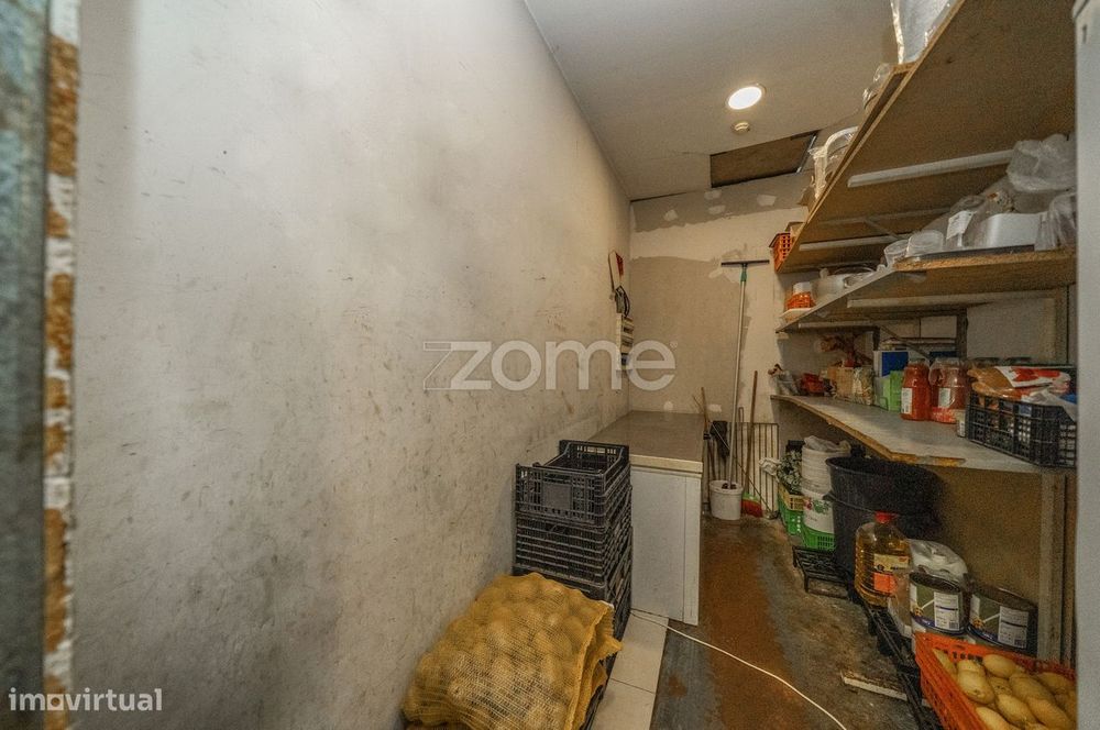 Restaurante em funcionamento para trespasse