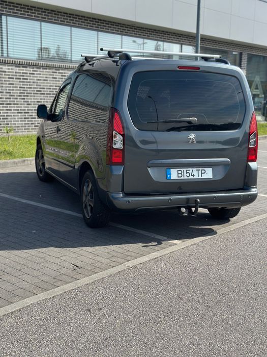 Pegeuot Partner 1.6hdi  AUTOMÁTICA