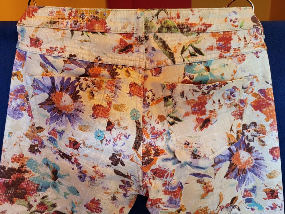 Calças da Zara flores 40