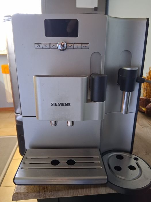 Ekspres SIEMENS EQ.7