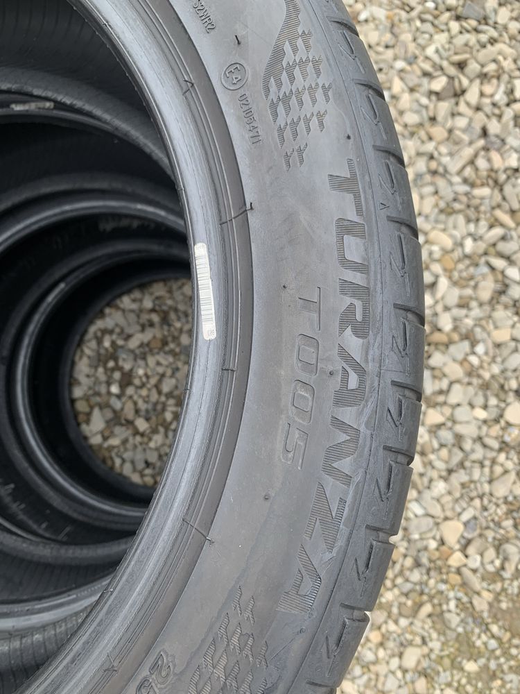 Шини Bridgestone 255/45/R18 Turanza T005