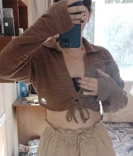 Продам кофтинку PLT , Prettylittlething.