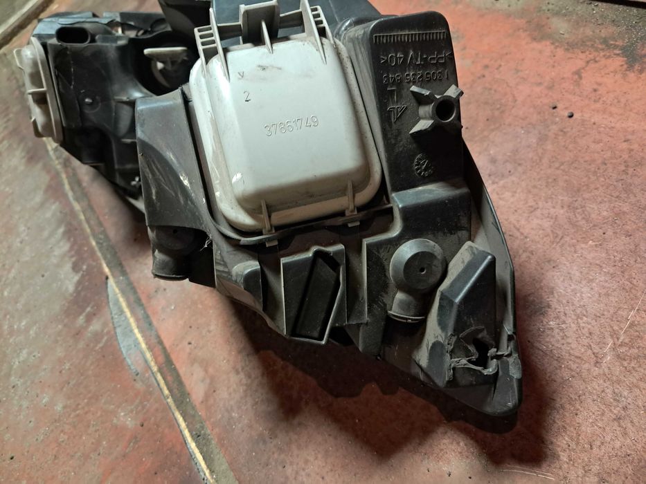 Фара ліва Mitsubishi Colt 2004-2008