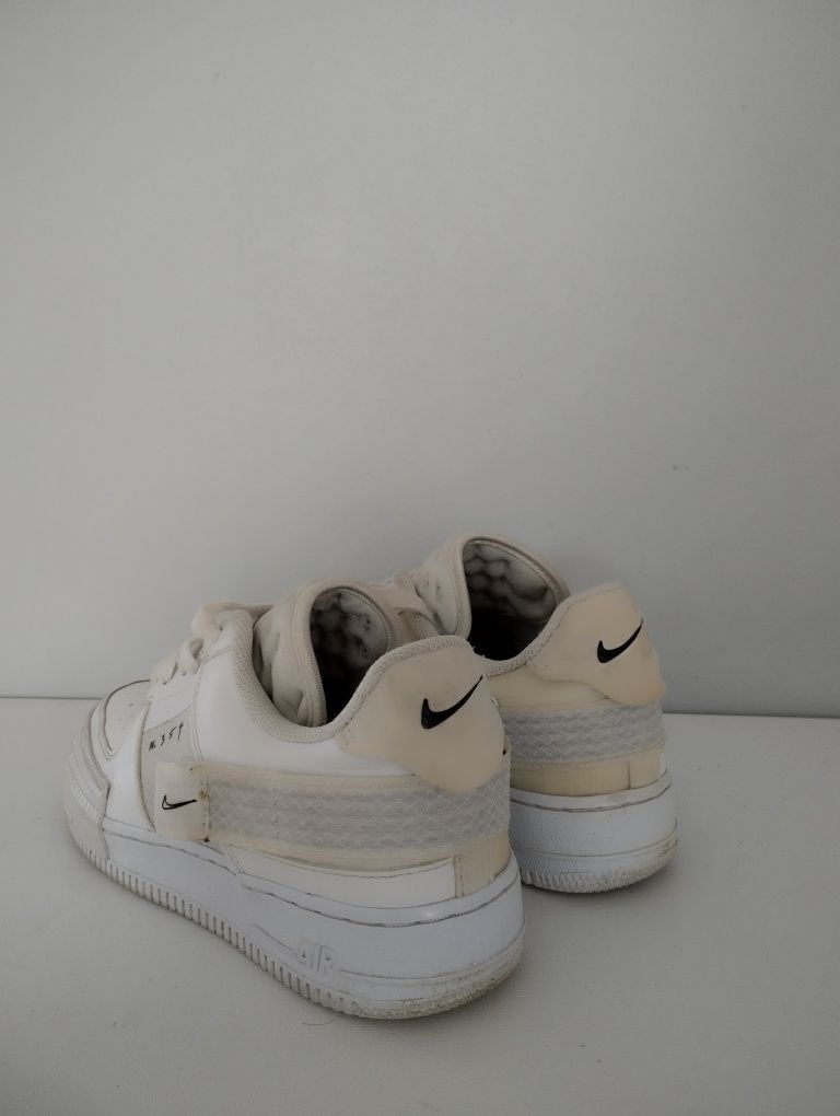 Кроссовки Nike M357
