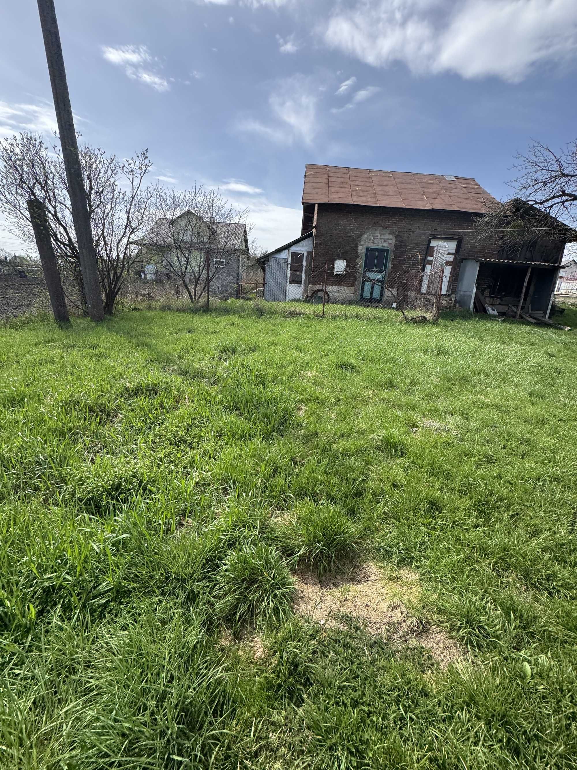 Продаж окремого будинку близько Сихова , Давидів