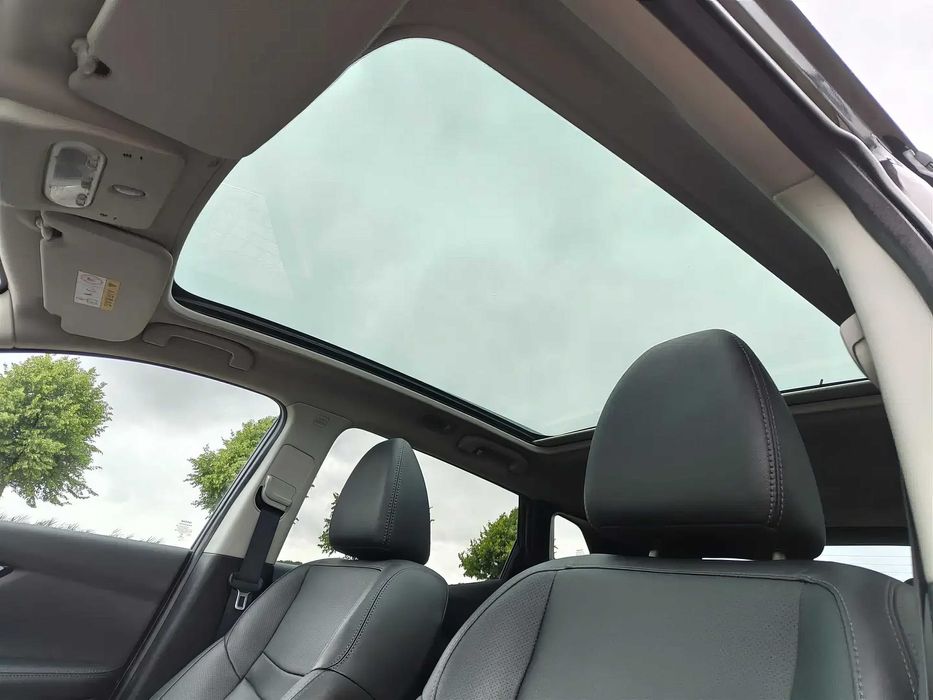 Nissan Qashqai      2015