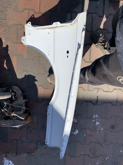 Błotnik lewy Polonez Caro