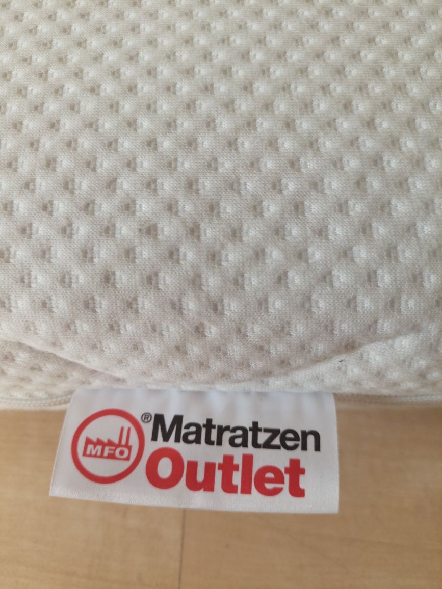 Materac do łóżeczka 70 x 140 x 10