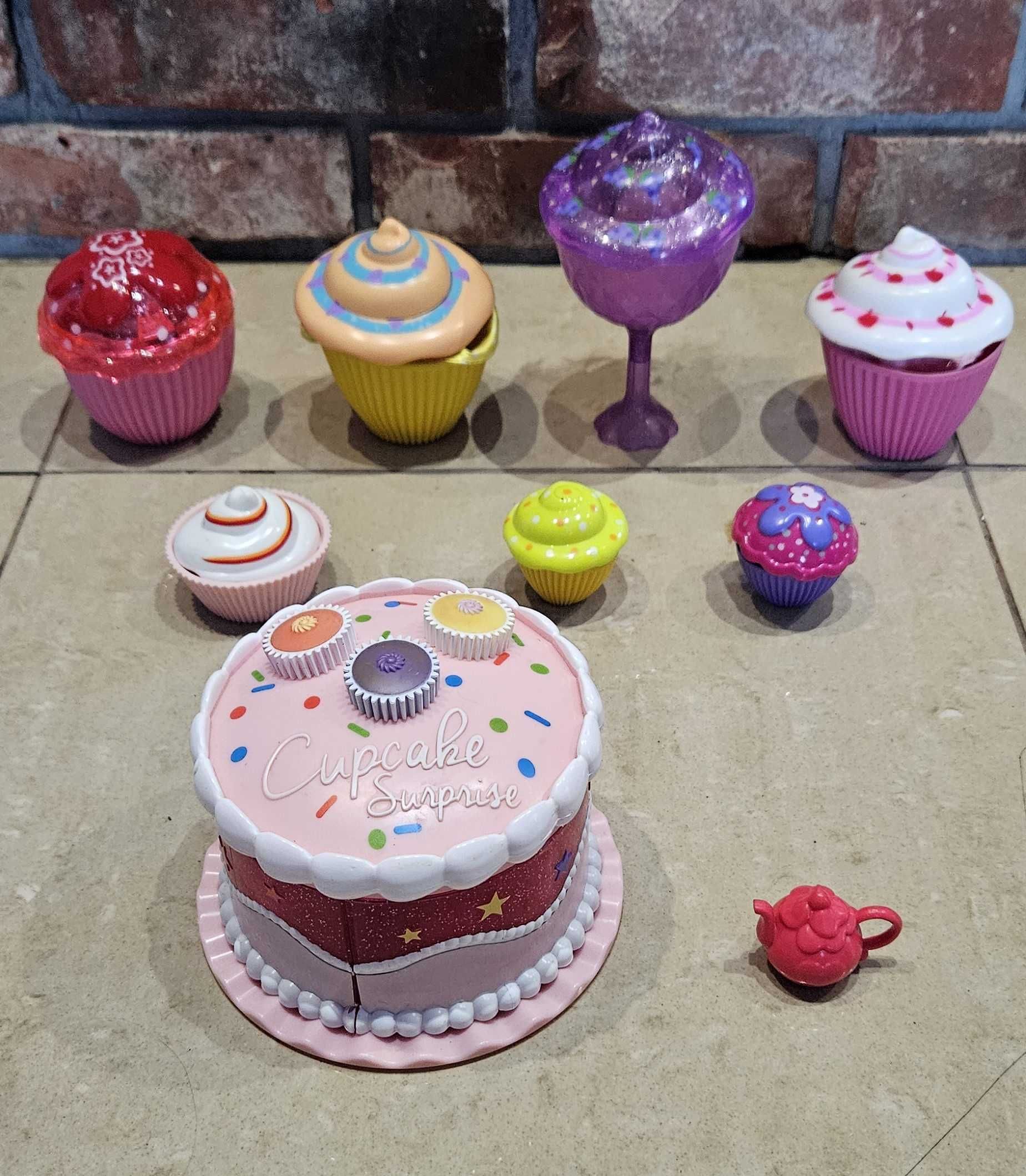 Laleczki cupcake oraz tort