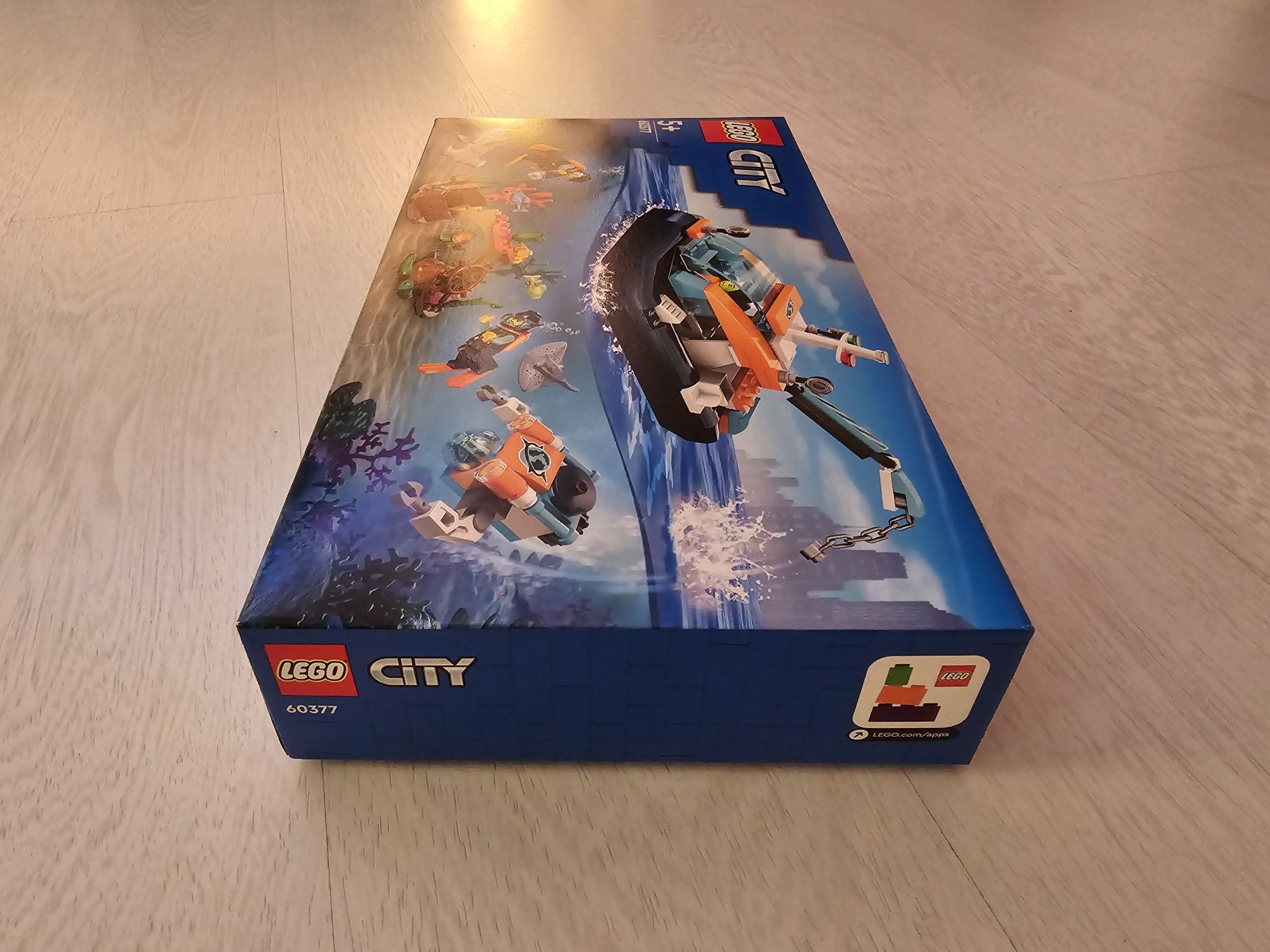 Nowe LEGO City 60377 Łódź do nurkowania badacza