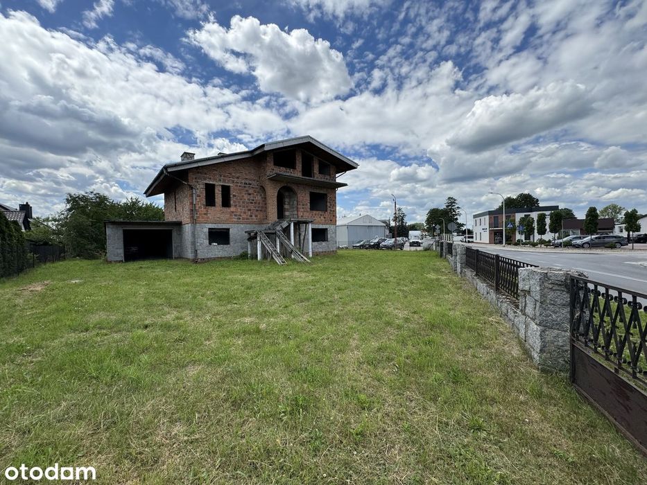 Działka budowlana w Centrum Kępna - 38 ar plus stary dom