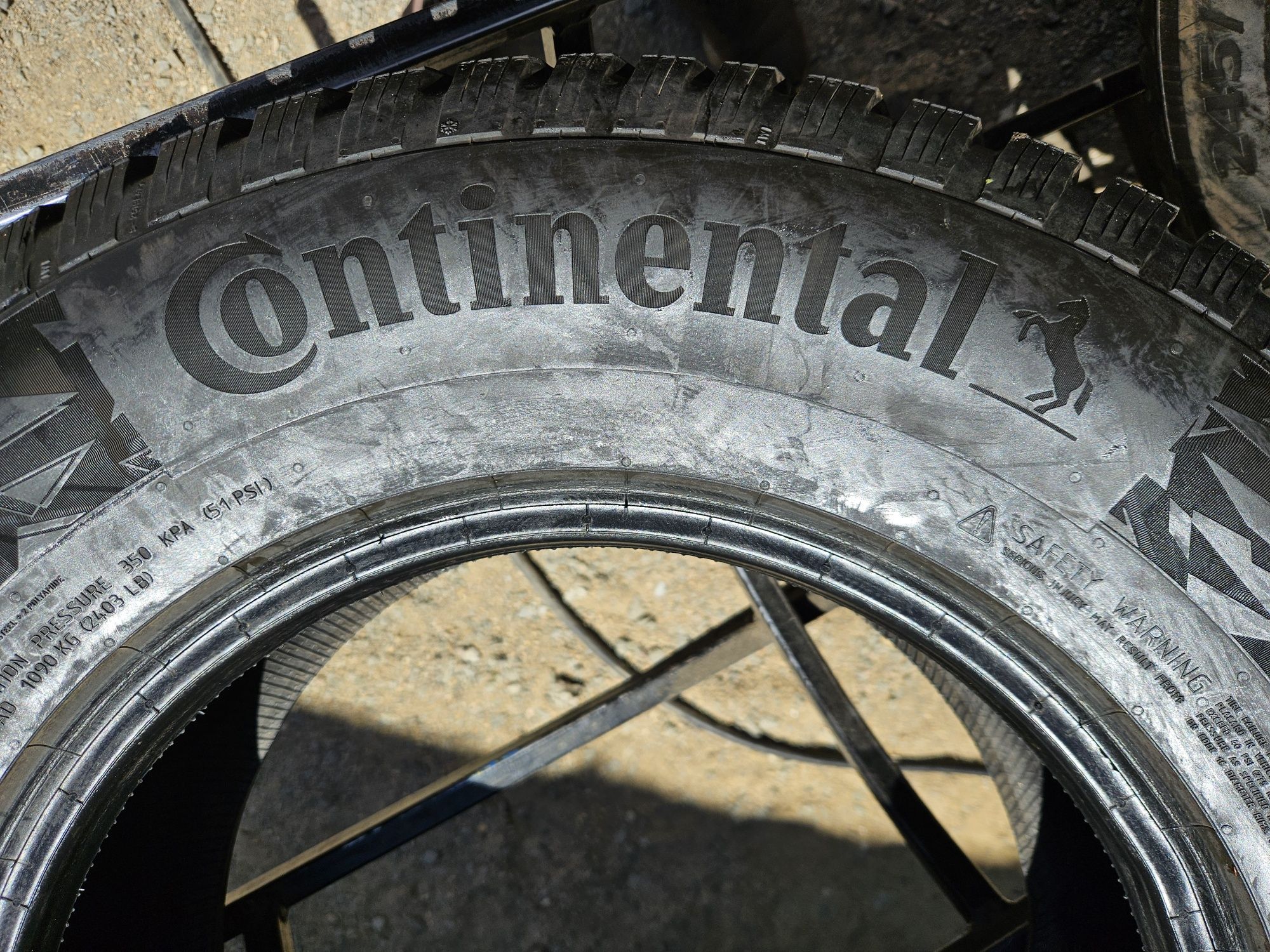 Шины БУ 245 70 R 16 Continental ice contact 3 комплект зима