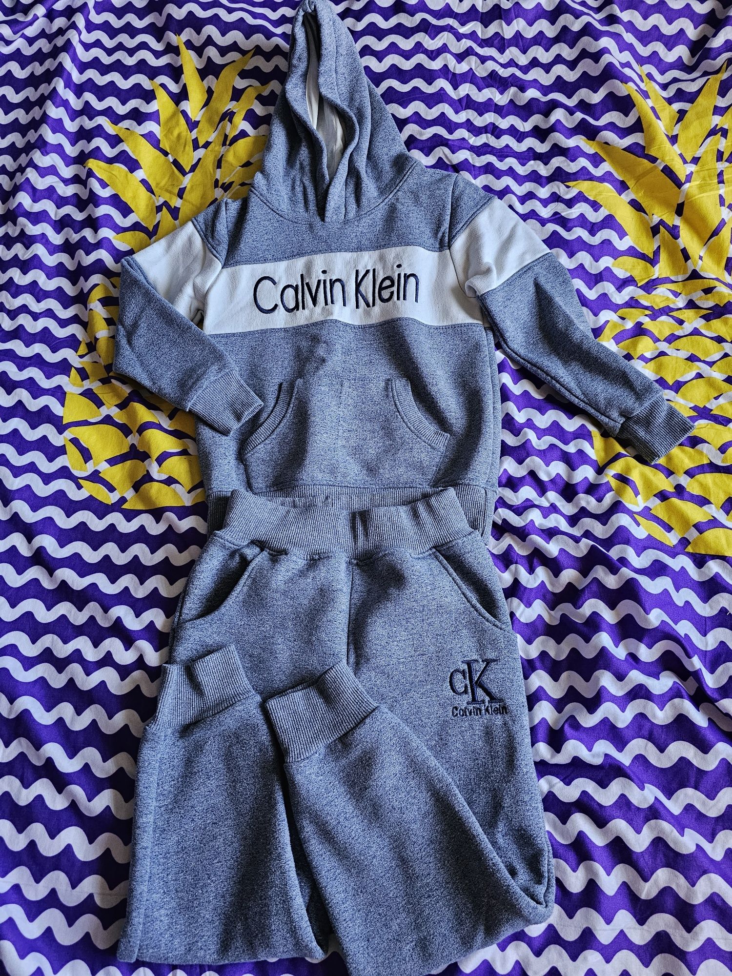 Dres Calvin Klein