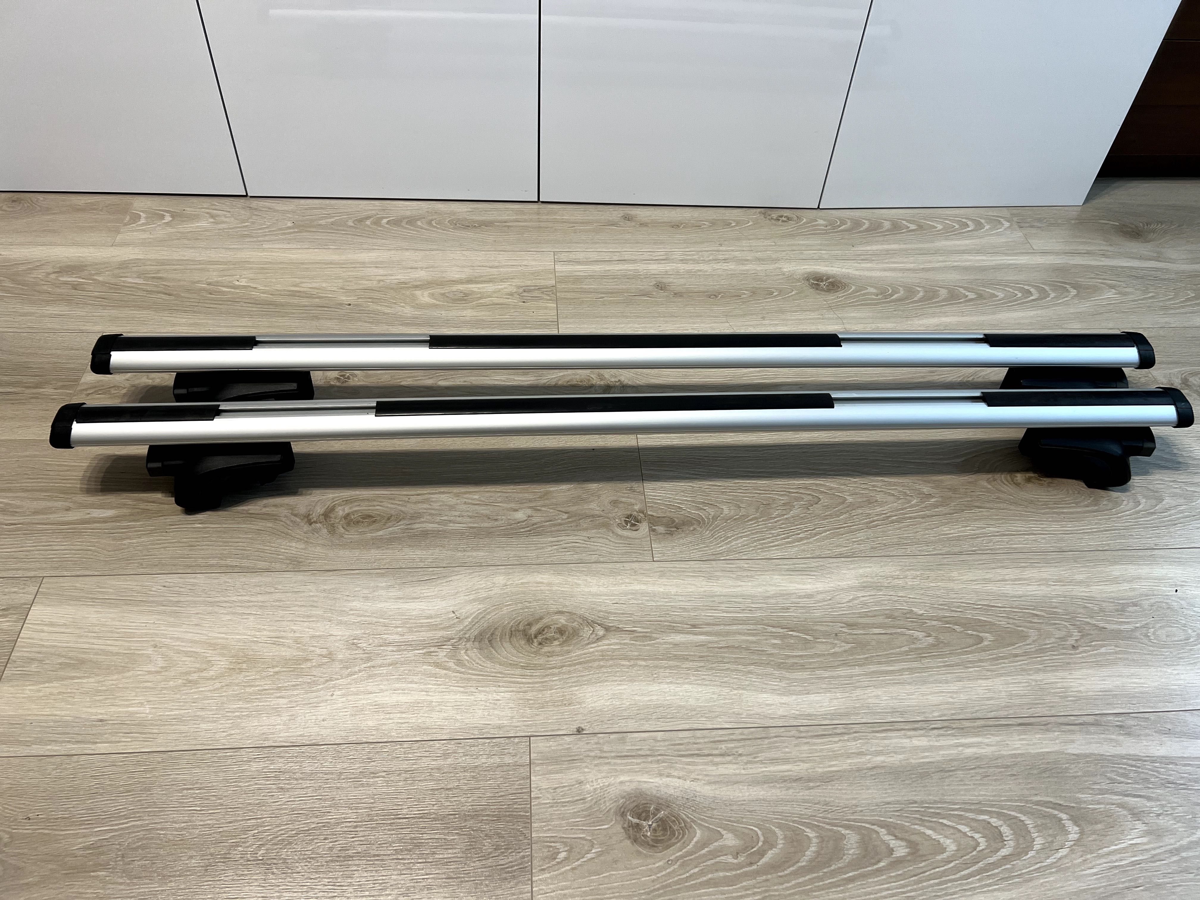 Рейлінги Thule 753 AeroBar з опорами Thule Rapid 757