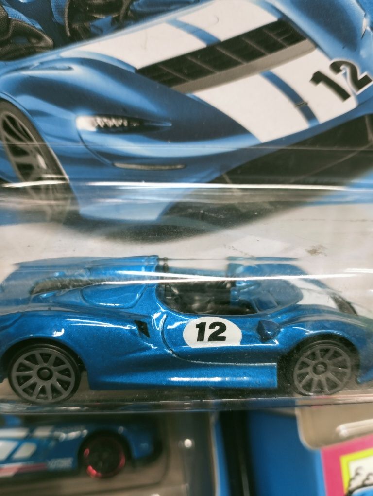 Hot Wheels Maclaren elva resorek autko nowy