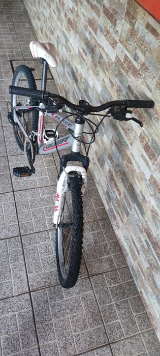 Bicicleta marca querr