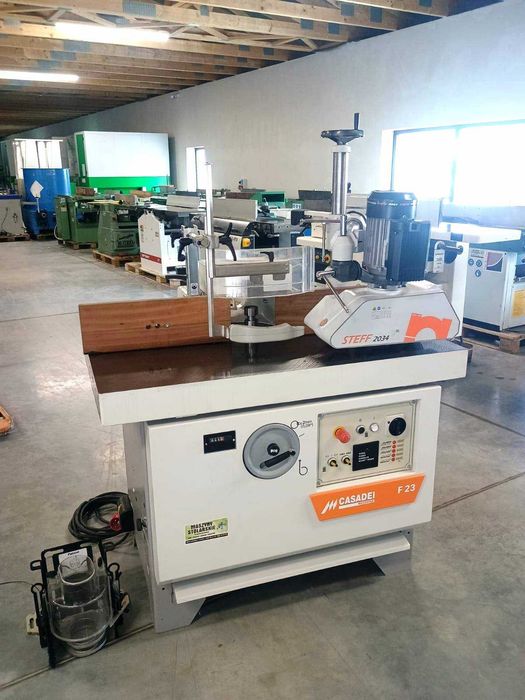 Frezarka dolnowrzecionowa CASADEI F 23 Z POSUWEM JAK NOWA!