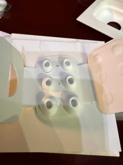 Продам AirPods Pro 2 (2Gen)