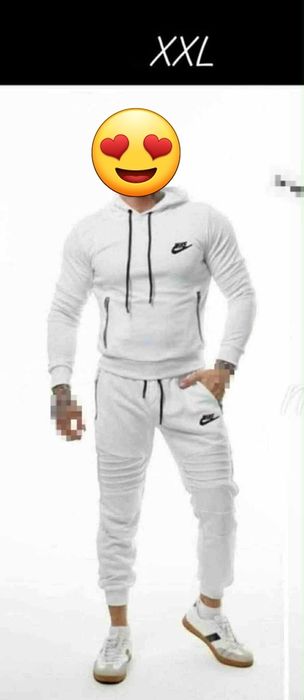 Dresy męskie wyprzedaż