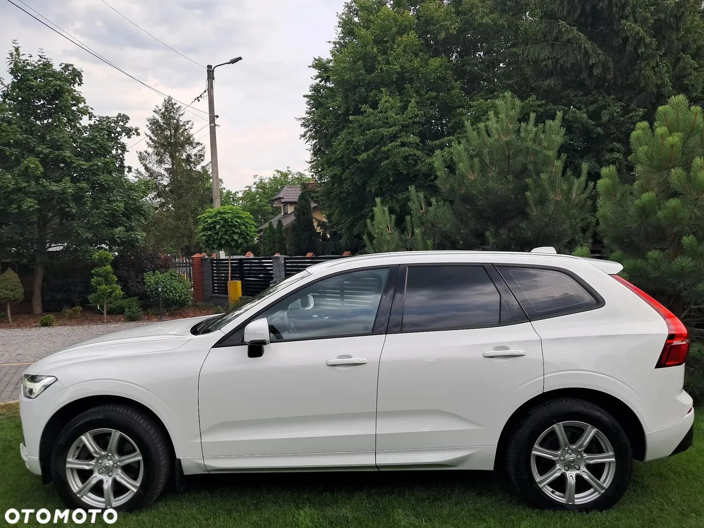 Volvo XC 60 __Bezwypadkowe__D4 190km__Serwisowane__m2019