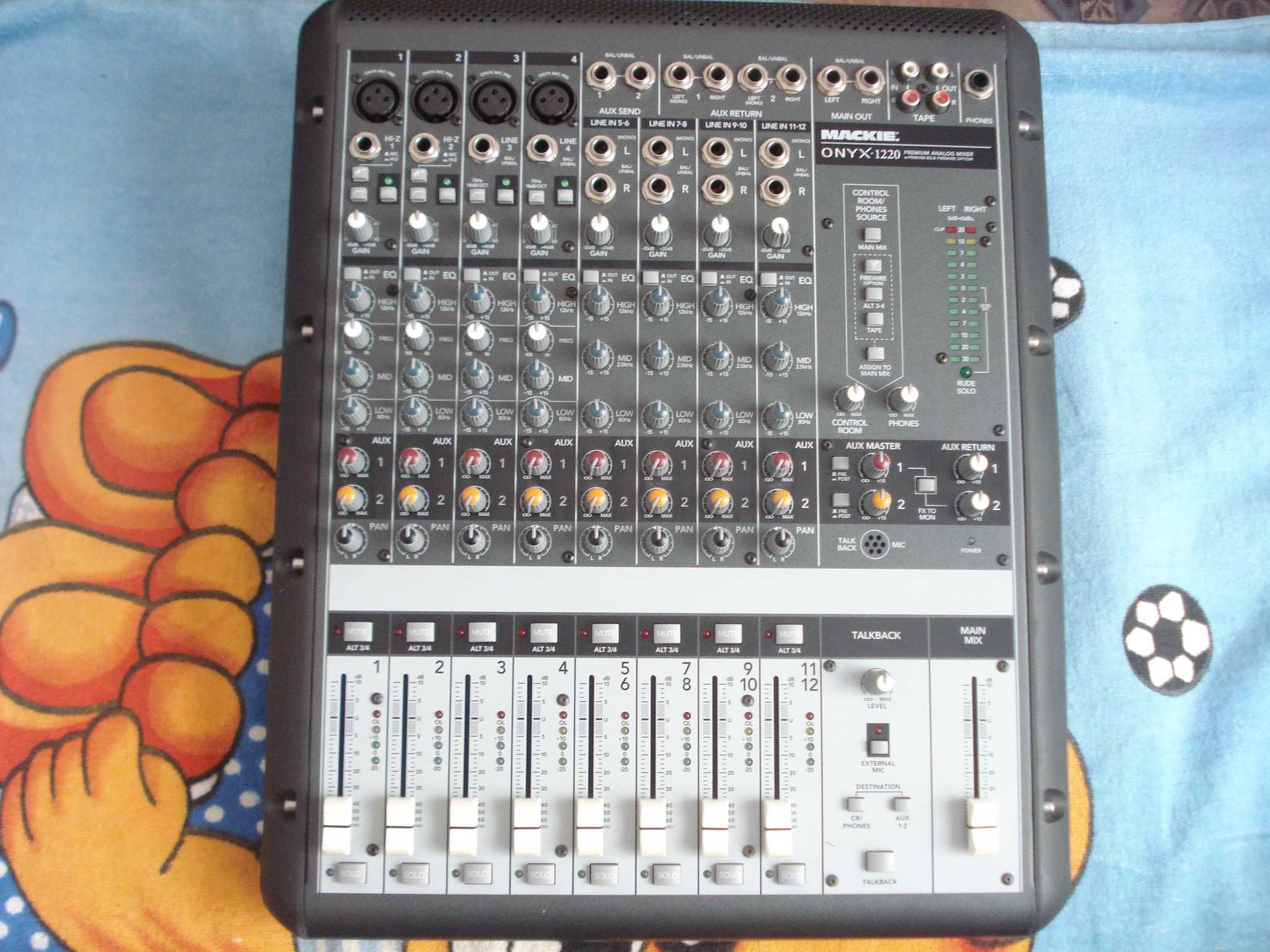 Мікшер "Mackie" Onyx 1220