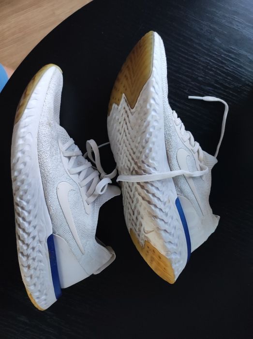 Nike Running Epic React Flyknit Trainer rozm 38-39