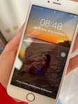 iphone 6s 64gB rosa com 5 capas de oferta e caixa