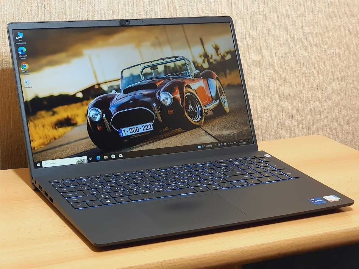 Ноутбук Dell Vostro Intel Core i7-11370H RAM16 SSD512Gb Батарея 9годин