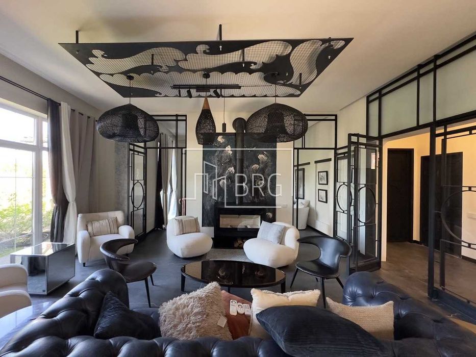 Продажа дома с бассейном и выходом на канал Днепра Дамба Козин без%