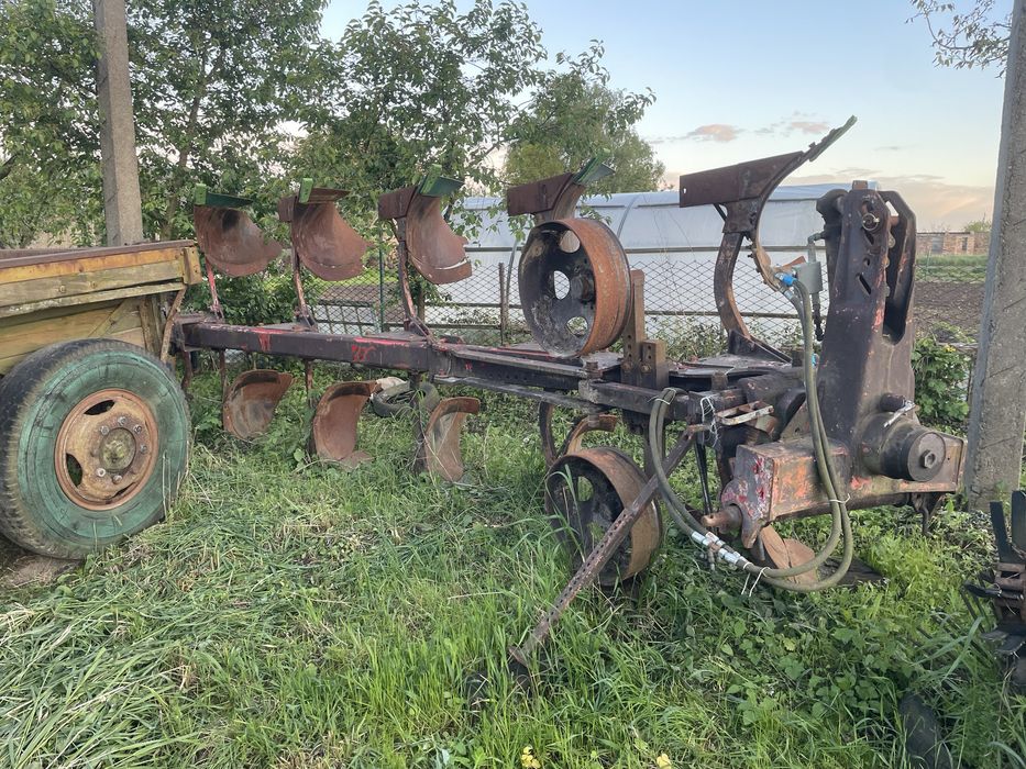 Плуг 5 корпусний voogel hod оборотний